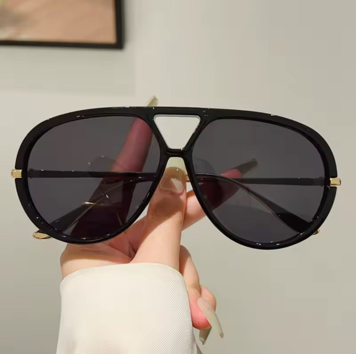 All Black Diva Shades